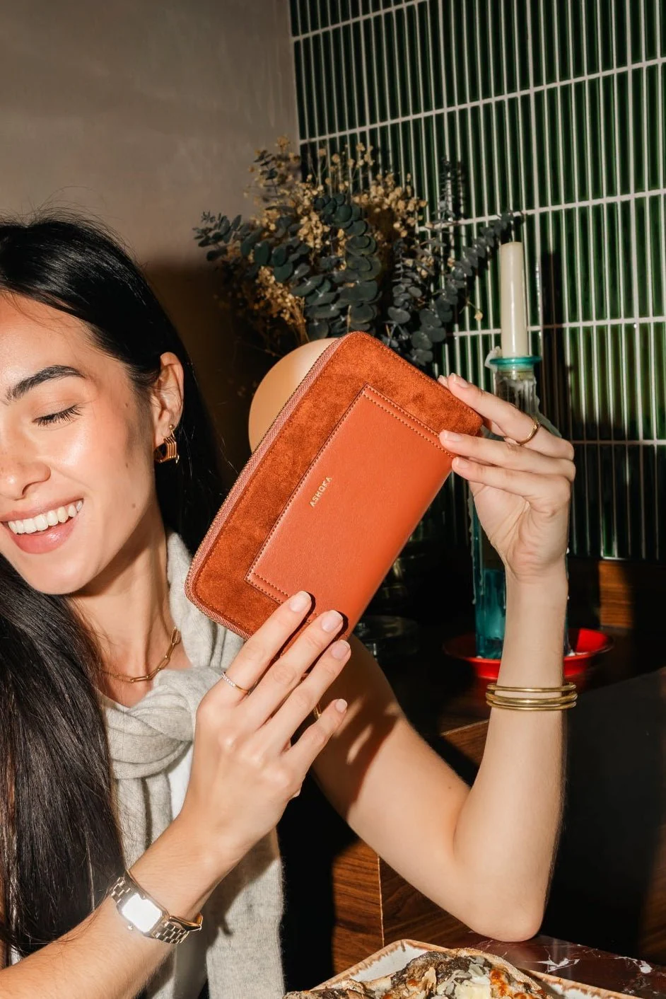 Oxymore Uppeal™ Camel Companion Wallet - Image 2