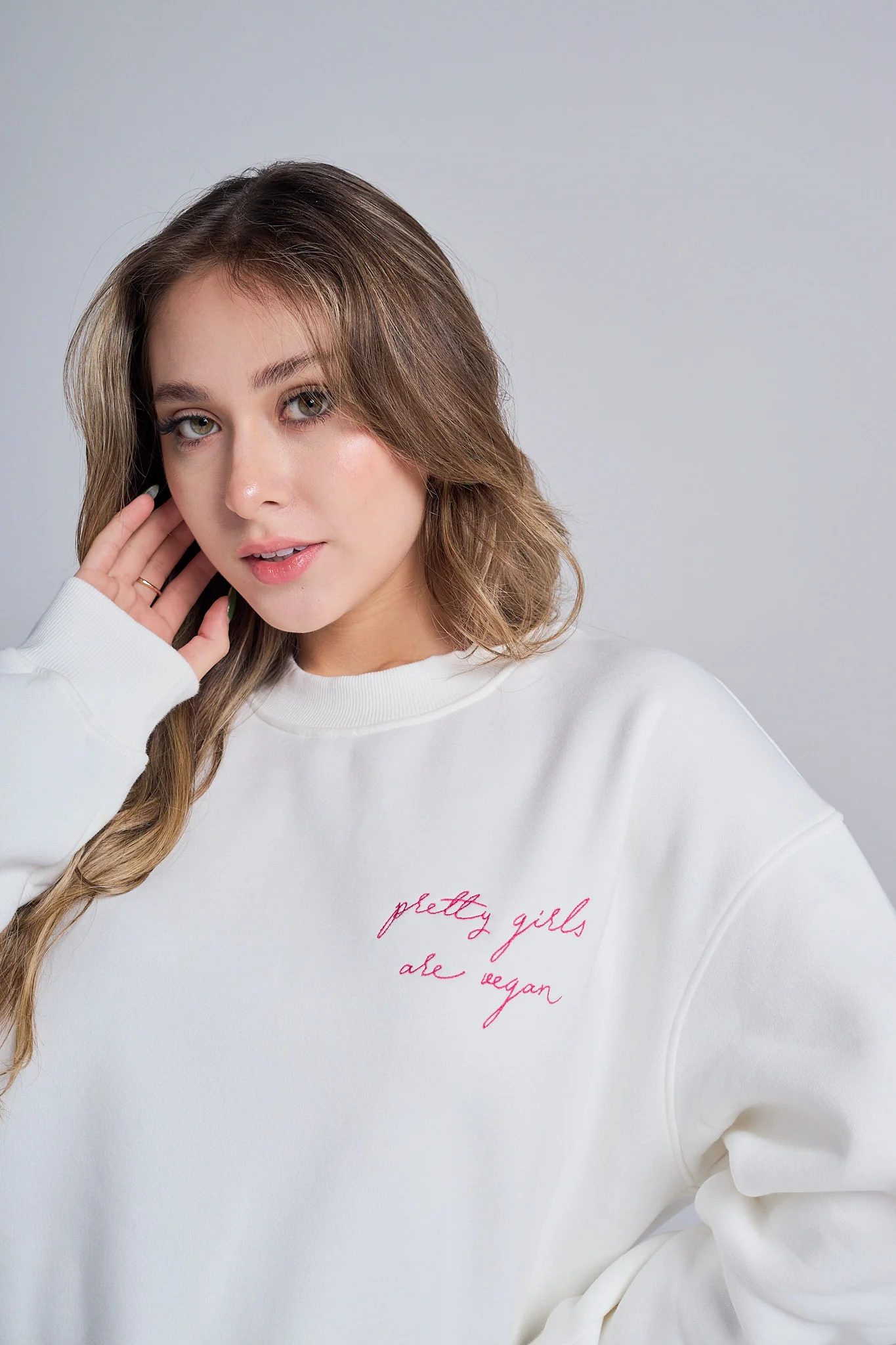 Pretty vegan girls Crewneck - Image 5