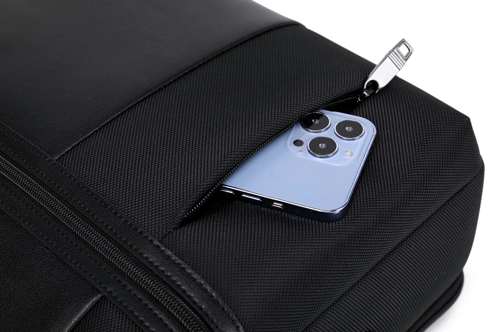 Pro Travel Briefcase 302 - Image 18