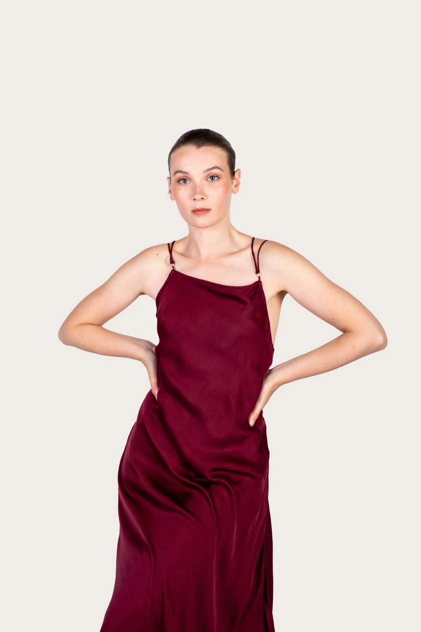 Robe Ely Ruby - Image 4