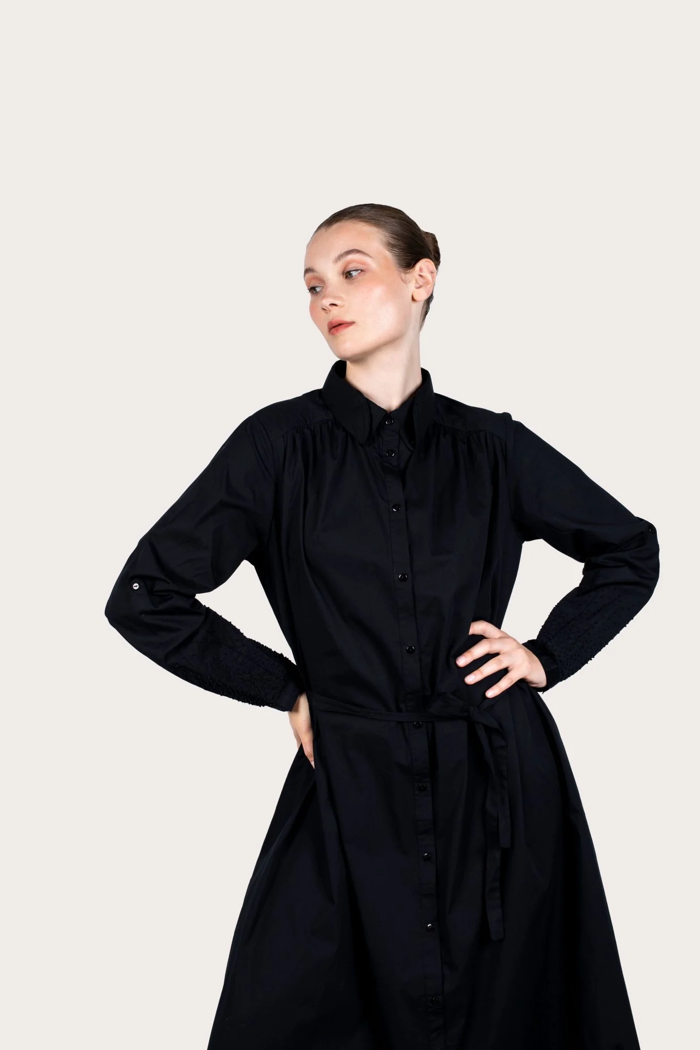 Robe Erika Black Star - Image 8
