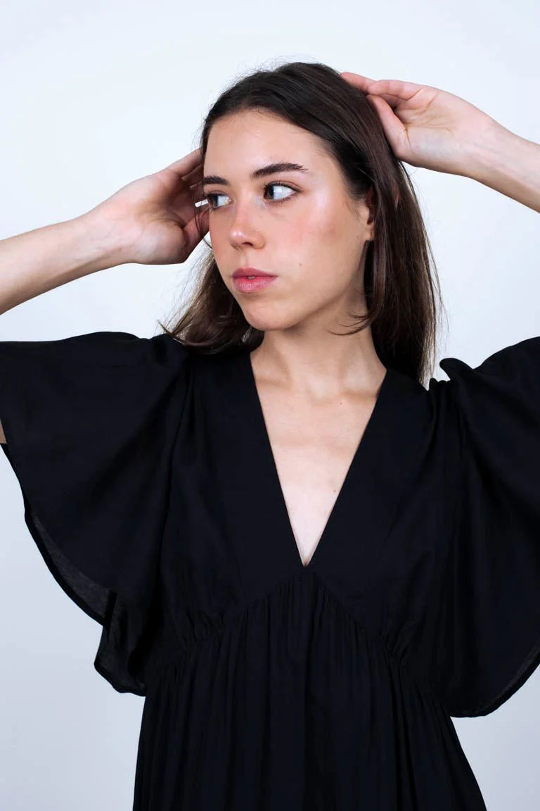 Robe Hanna Black - Image 4
