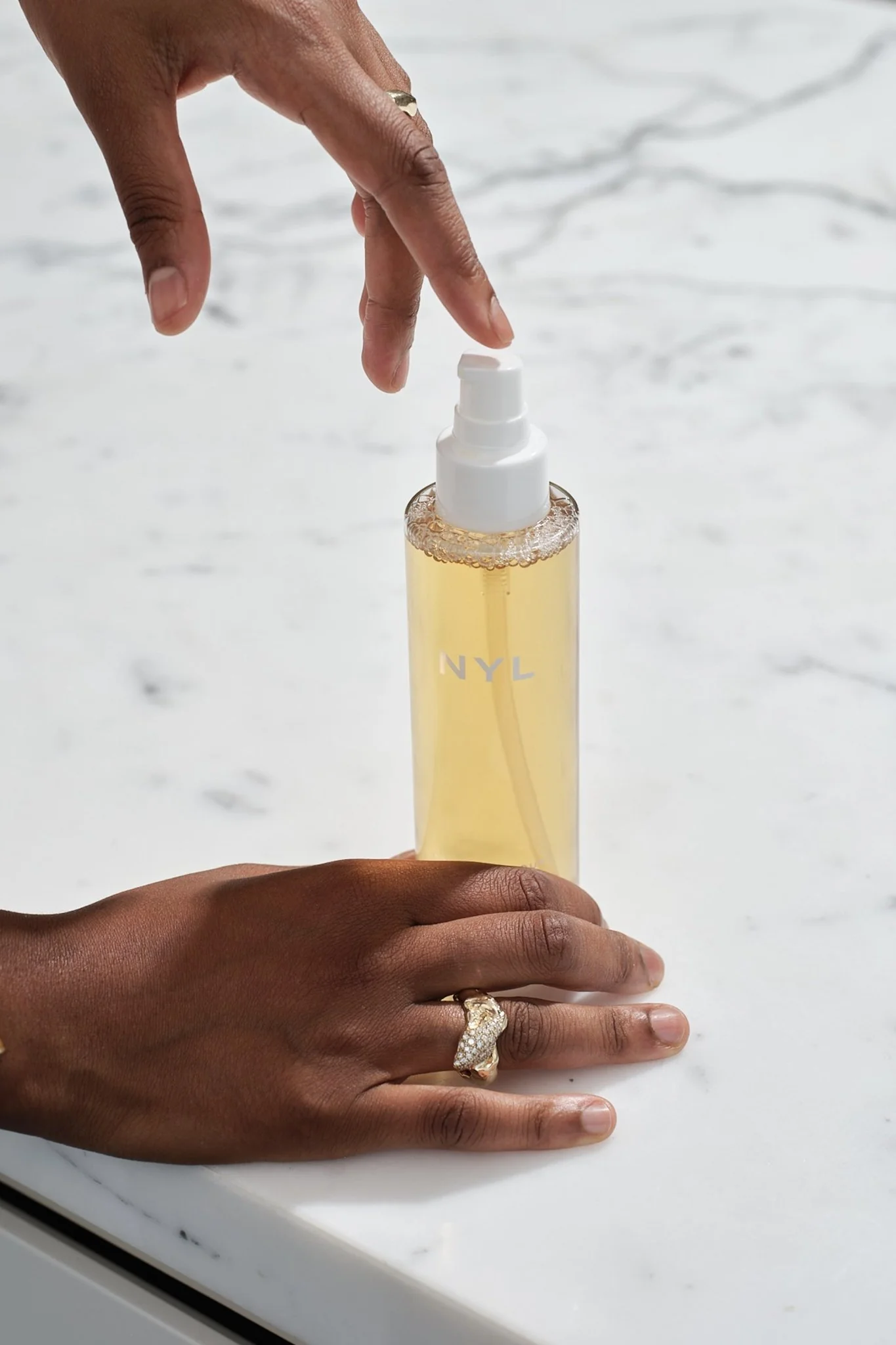 ROSE KNOCKOUT Gentle Exfoliating Cleanser - Image 3