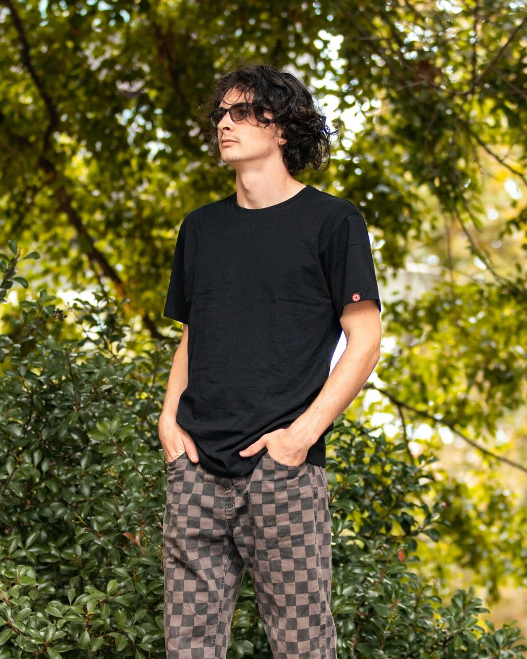 Round Neck T-shirt, Unisex Black - Image 4