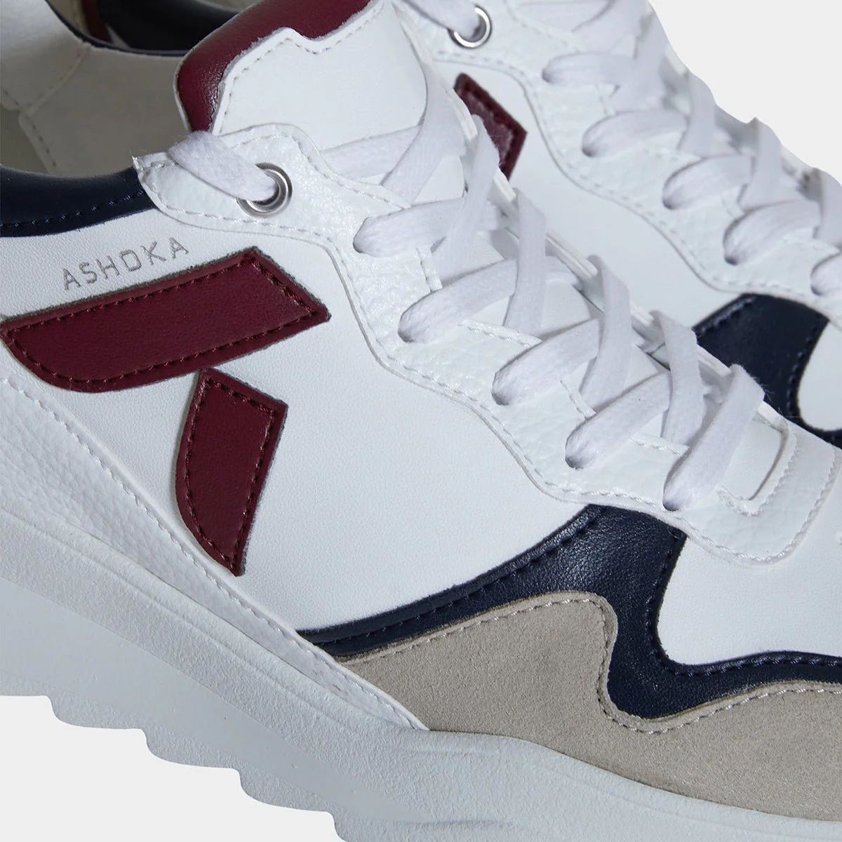 Lewis Running Sneaker – Biosourced & Recycled Bordeaux Navy - Image 4