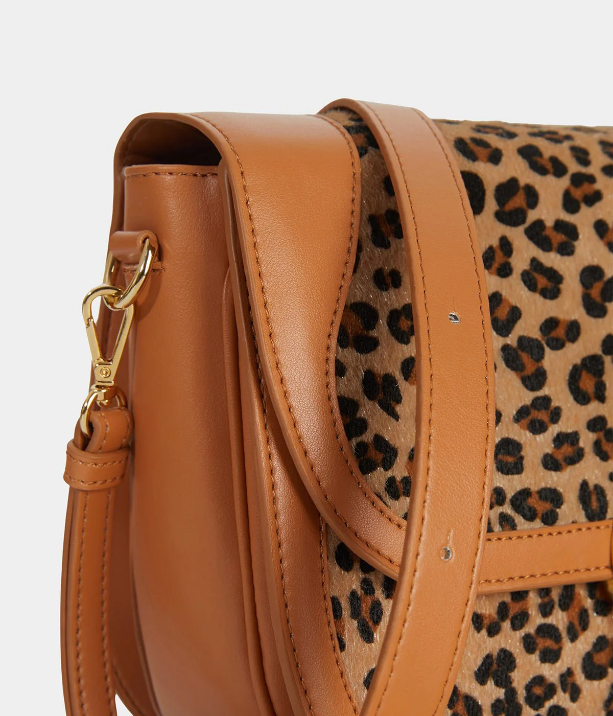 Marilyn Amazone Leopard & Uppeal™ Caramel Bag - Image 4