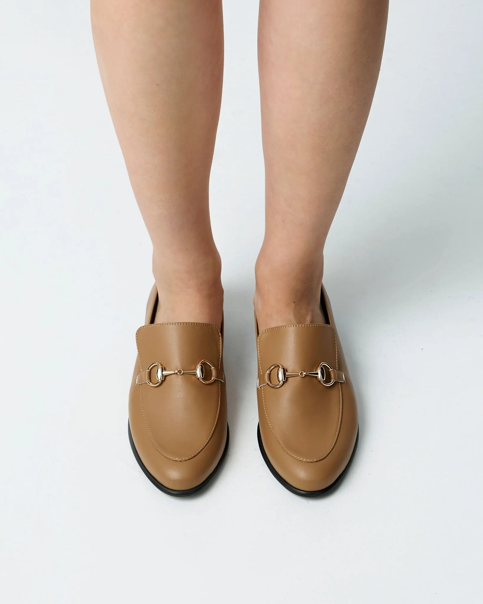 Shiv Loafers beige women's moccasins - Image 8