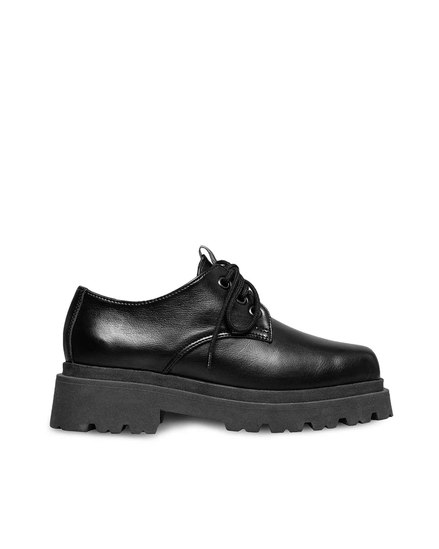 Sienna Squared Derbs Black made of Vegea grape leather - Image 2