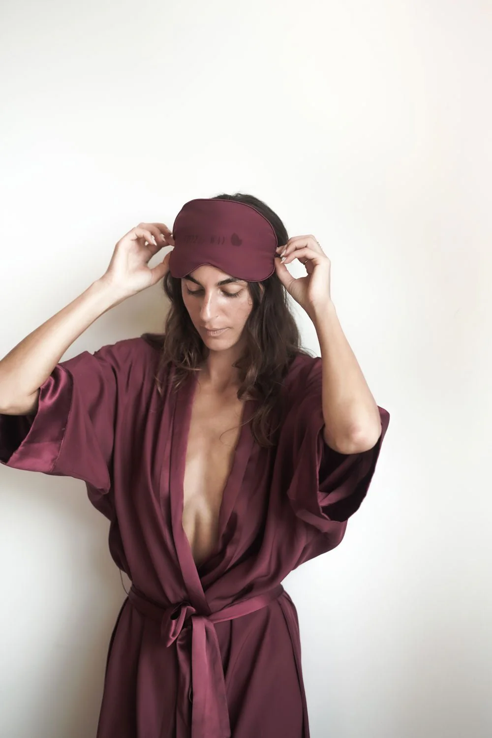 Silk Sleeping Mask & Pouch - Image 5
