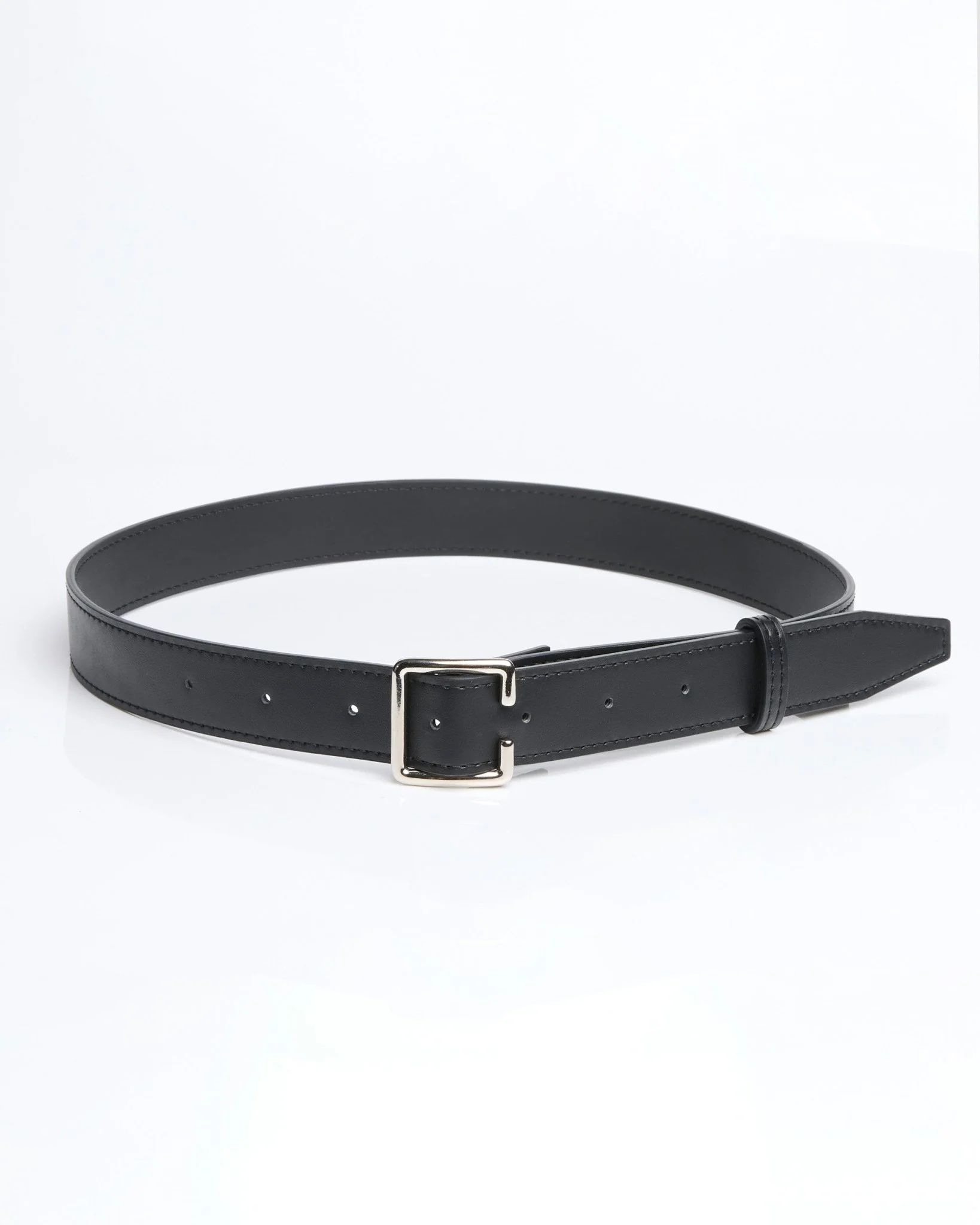 Sleek Belt vegan women's belt made of corn-based leather
