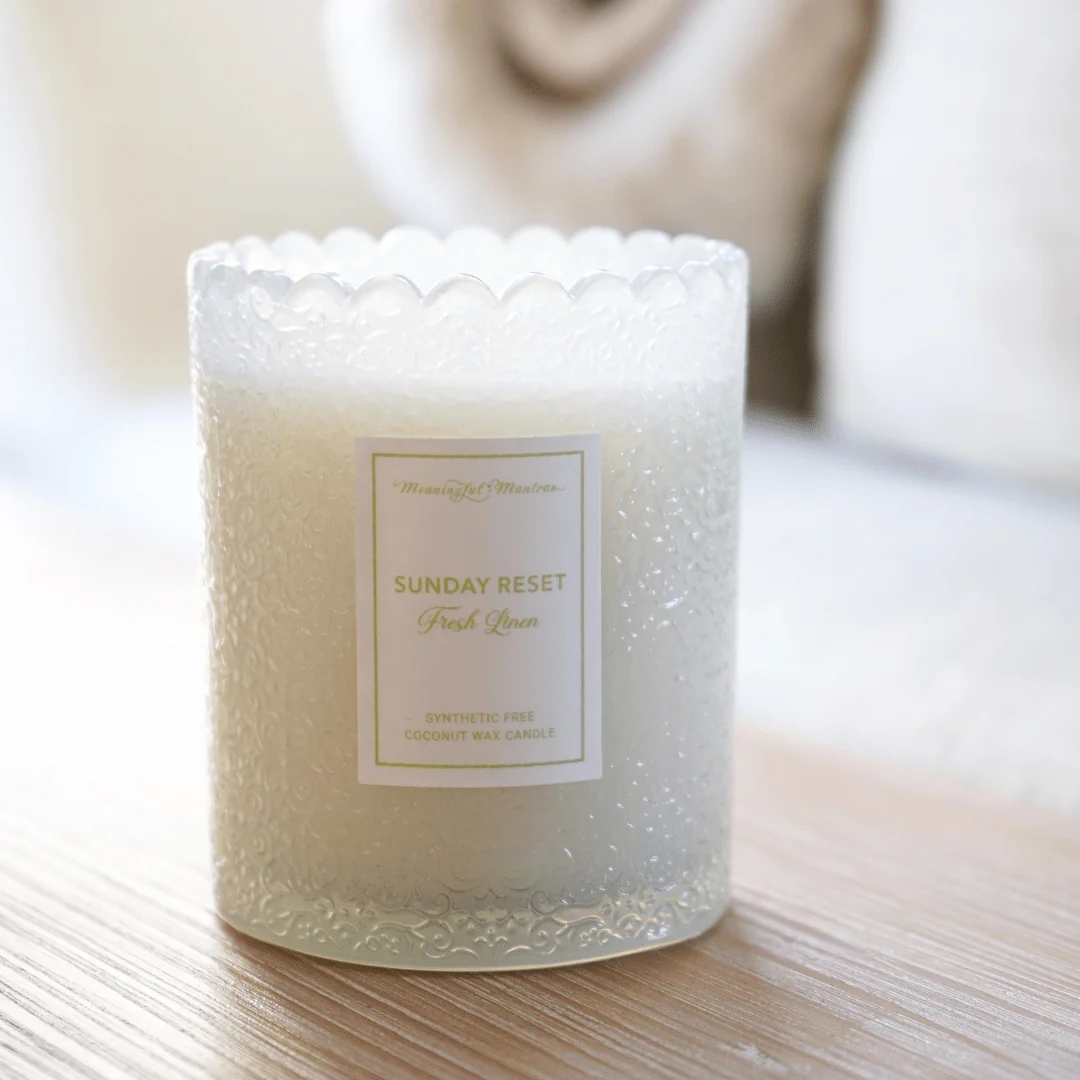 Sunday Reset Fresh Linen Natural Candle 8oz Kaia Collection - Image 4