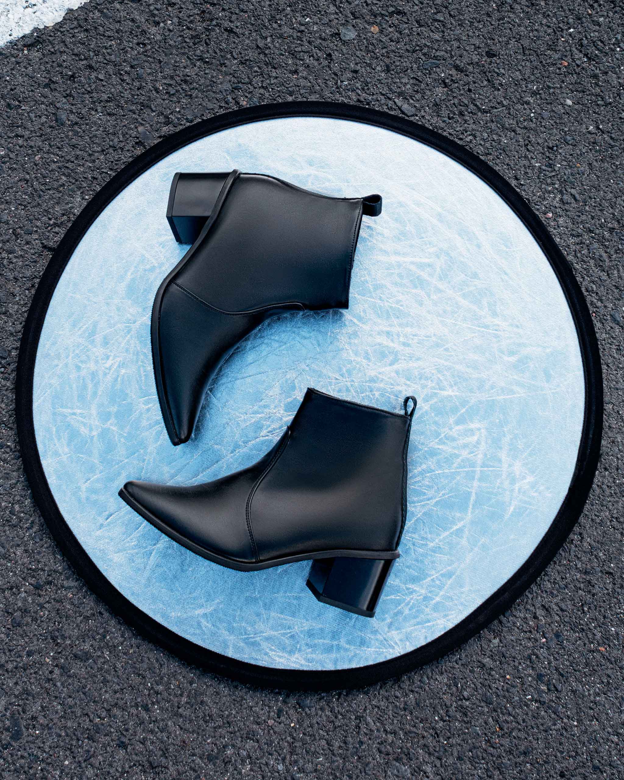 Swan No.1 Black Nopal cactus leather boots - Image 4
