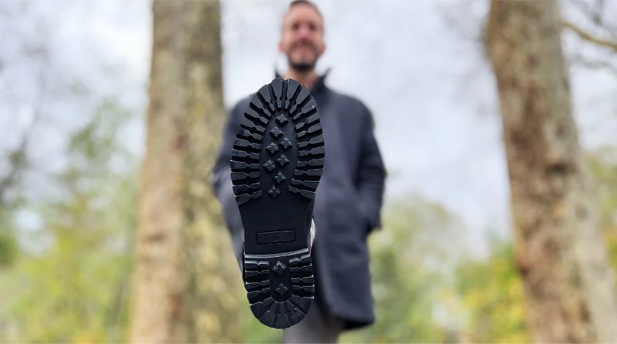 The Crossover Hemp Chelsea for Men in Full Black - Image 5