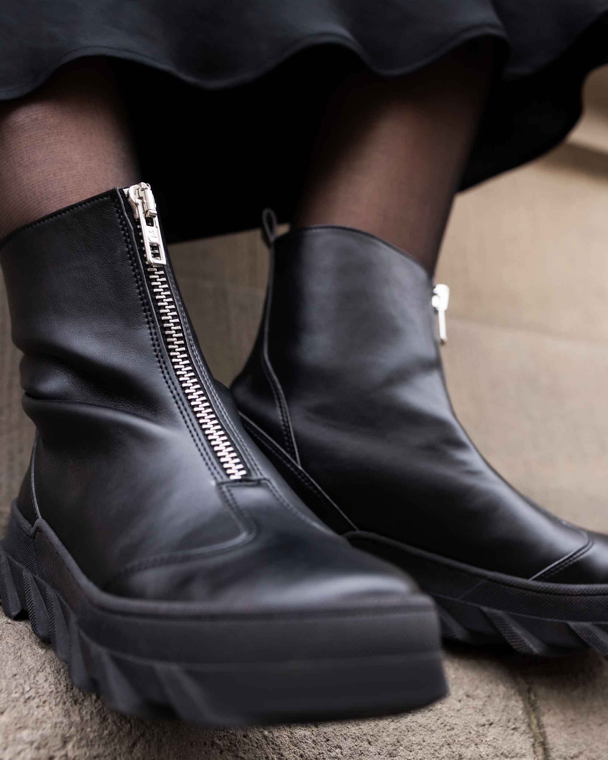 Tiger Boots black