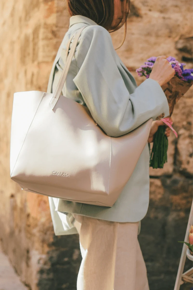 Totissimo shoulder bag - Stone - Image 2