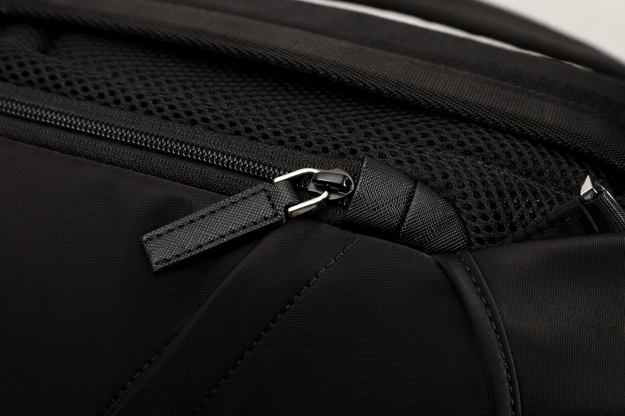Travel Midsize Vegan Knapsack - Image 10